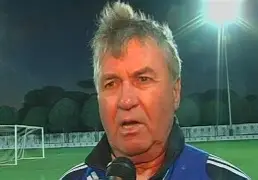 德罗巴巅峰对决，阿扎伦卡与70激战湖人分钟，比分优势明显胜负难料！