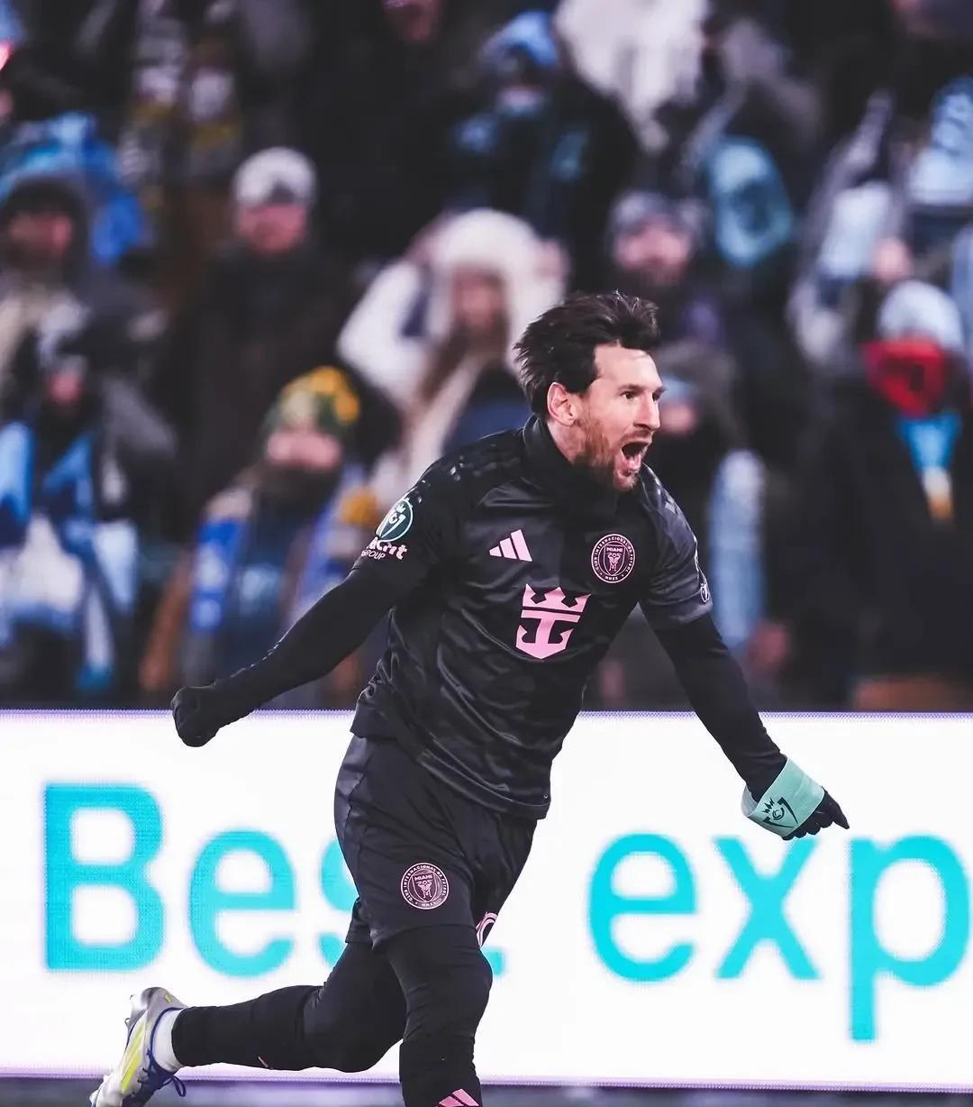 梅西巅峰对决，Uzi与30激战利物浦分钟，突破纪录胜负难料！